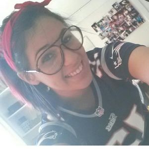 Modeling hipster glasses