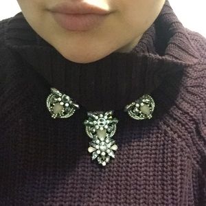 BEJEWELED STATEMENT NECKLACE