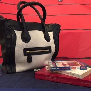 Luggage Tote in Black and White