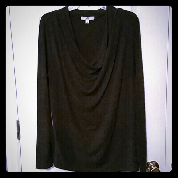 Gray top size large