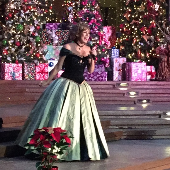 Meet your Posher, Elishah