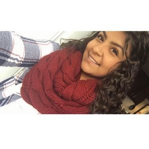 Meet your Posher, Giselle