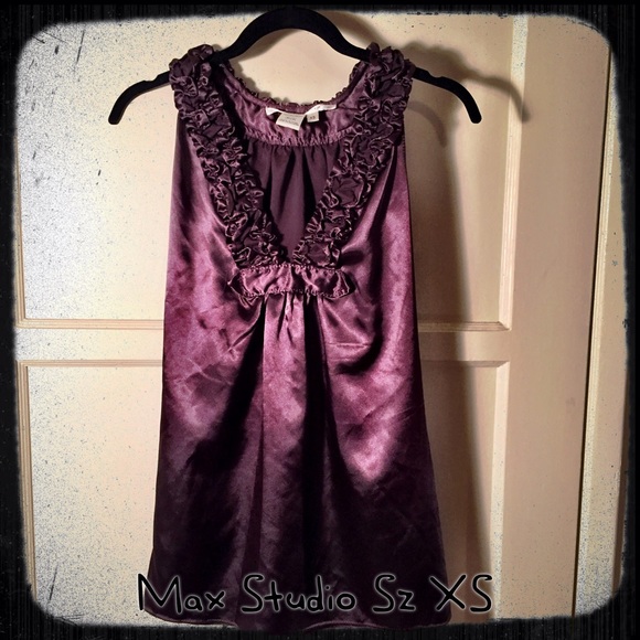 Max Studio purple ruffle collar tank - size XS