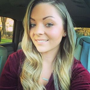 Meet your Posher, Erin