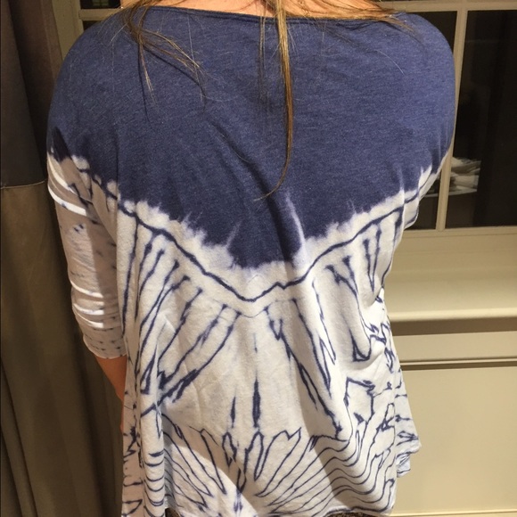 NWT super comfortable Tie dye top - Picture 4 of 4
