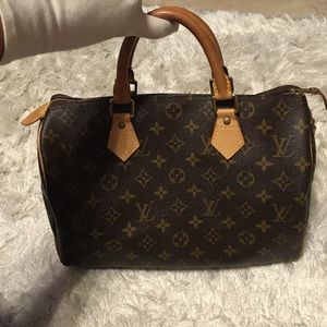 SOLD☀️Authentic Louis Vuitton speedy 30