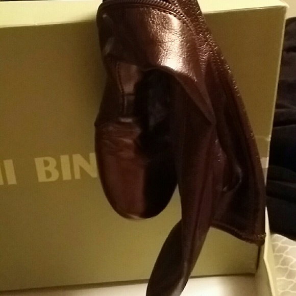 Boots - Picture 2 of 3