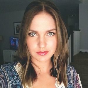 Meet your Posher, Menolli