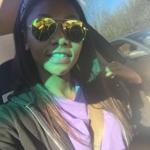 Meet your Posher, Sheyenne