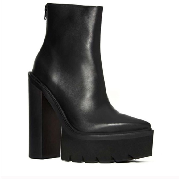 Jeffrey Campbell boot heel rare