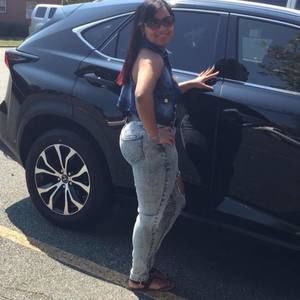 Meet your Posher, Carolina