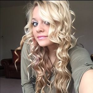 Meet your Posher, Macy