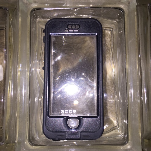 NÜÜD life proof iPhone 5/5s case