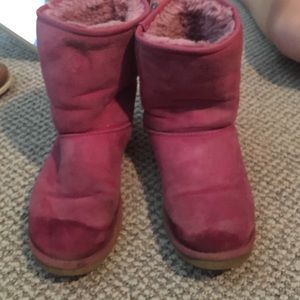 Pink uggs