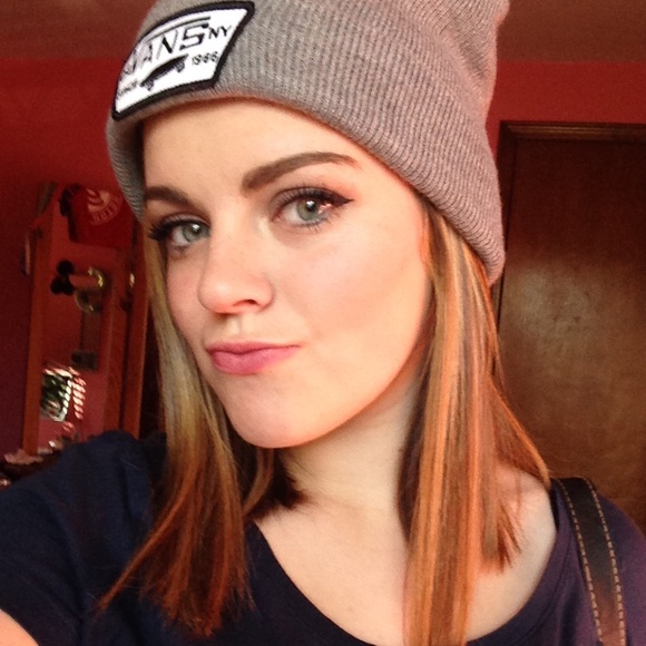 Meet your Posher, Shelby - Picture 1 of 1