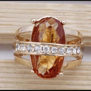 Unique Austrian Crystal on Gold Ring Sz 10