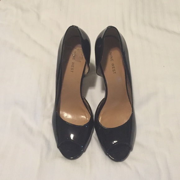 Nine West Shoes - Black Nine West Pumps.
