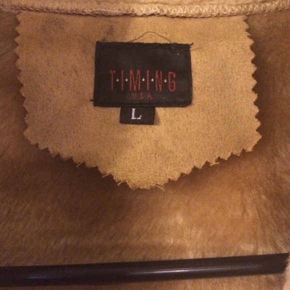 TIMING Jacket - Picture 2 of 3