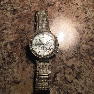 Silver Marc Jacobs watch!