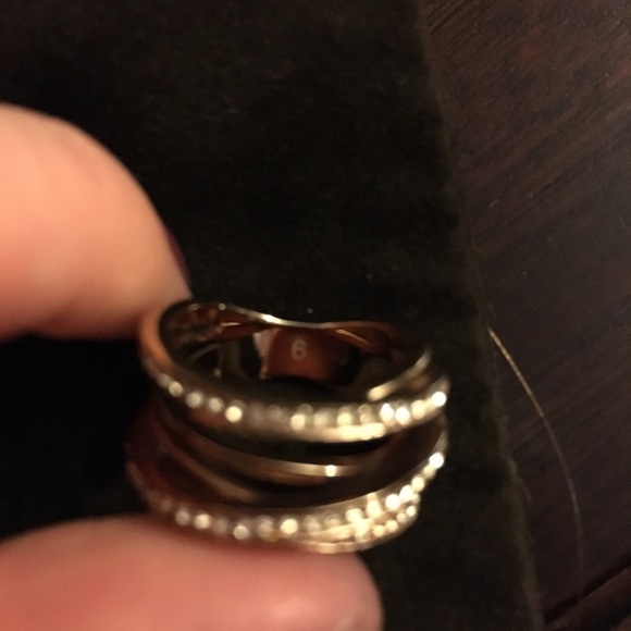 Rose gold ring - Picture 3 of 3