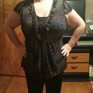 Tunic blouse with pattern