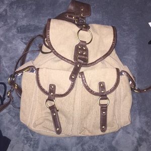 Selling a backpack, good condition