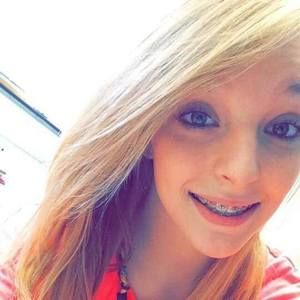 Meet your Posher, Mackenzie