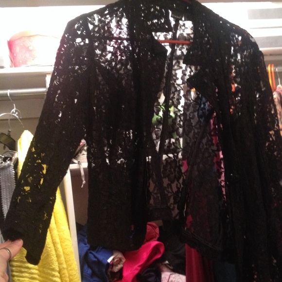 Lace coverup