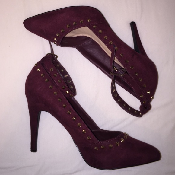 SOLD - Picture 2 of 3