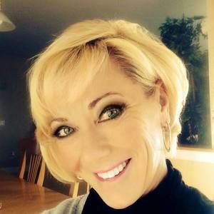 Meet your Posher, Carol