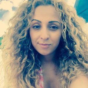 Meet your Posher, Juliana