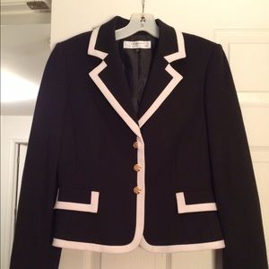 Tahari blazer acrylic poly spandex.