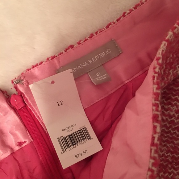 ❗️SOLD❗️"Parrot" Pink Tweed Skirt - Picture 4 of 4