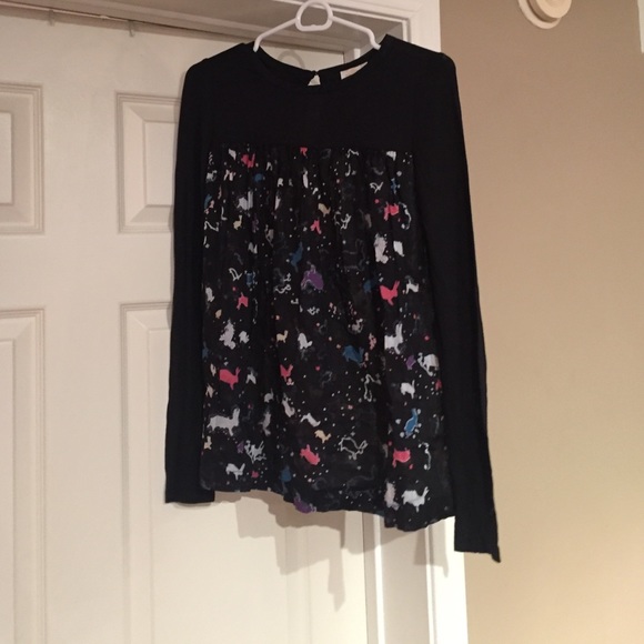 Black log sleeve shirt with bunny detail