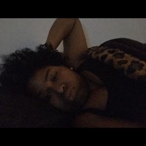 Meet your Posher, Raquel