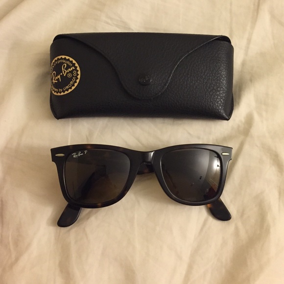 Ray-ban sunglasses, polarized lenses - Picture 2 of 2