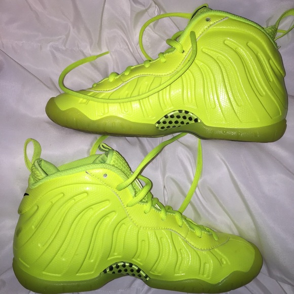 SOLD - Picture 3 of 4