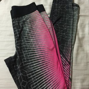 Nike Rare special edition size xs