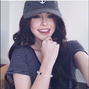 Meet your Posher, Angie