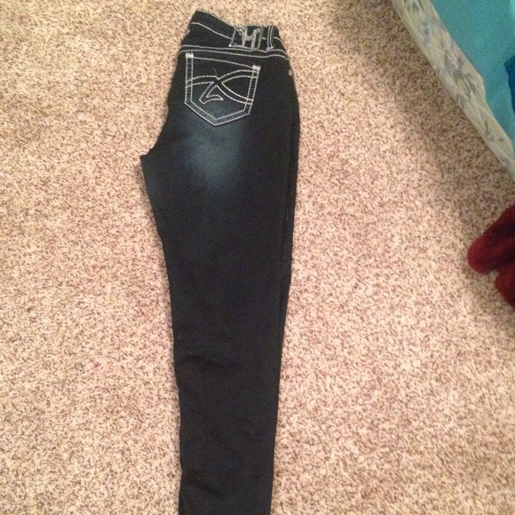 Skinny jeans
