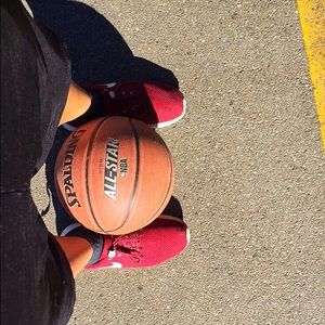 Meet your Posher, Rayele