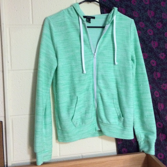 FOREVER 21 HOODIE