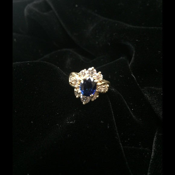 Diamond Sapphire Ring