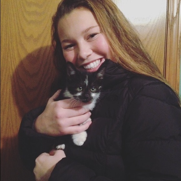 Meet your Posher, Kyrsten - Picture 1 of 1