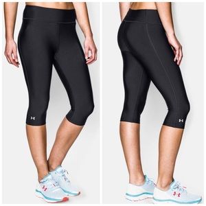 ❗️SALE❗️ Under Armour Heat Gear Capri Leggings