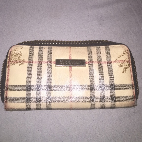 Burberry wallet