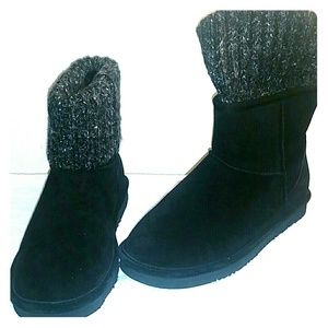 Lamo Suede Black Boots