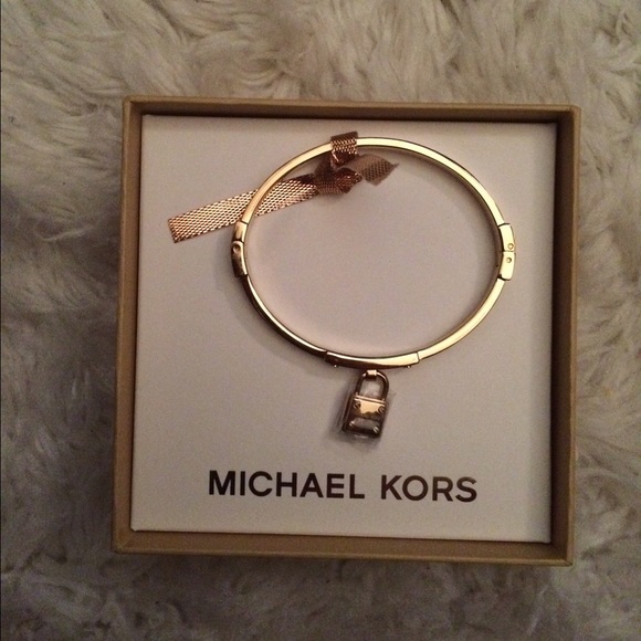 BRAND NEW IN BOX Michael Kors Crystal Bracelet