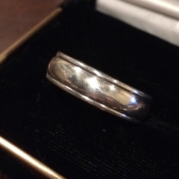 James Avery sterling silver eternal wedding band 9