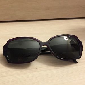 Ellen Tracy sunglasses